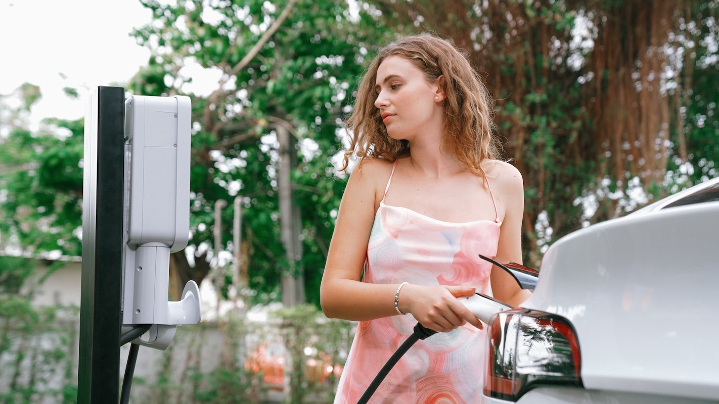 Guida completa ai viaggi lunghi con auto elettrica