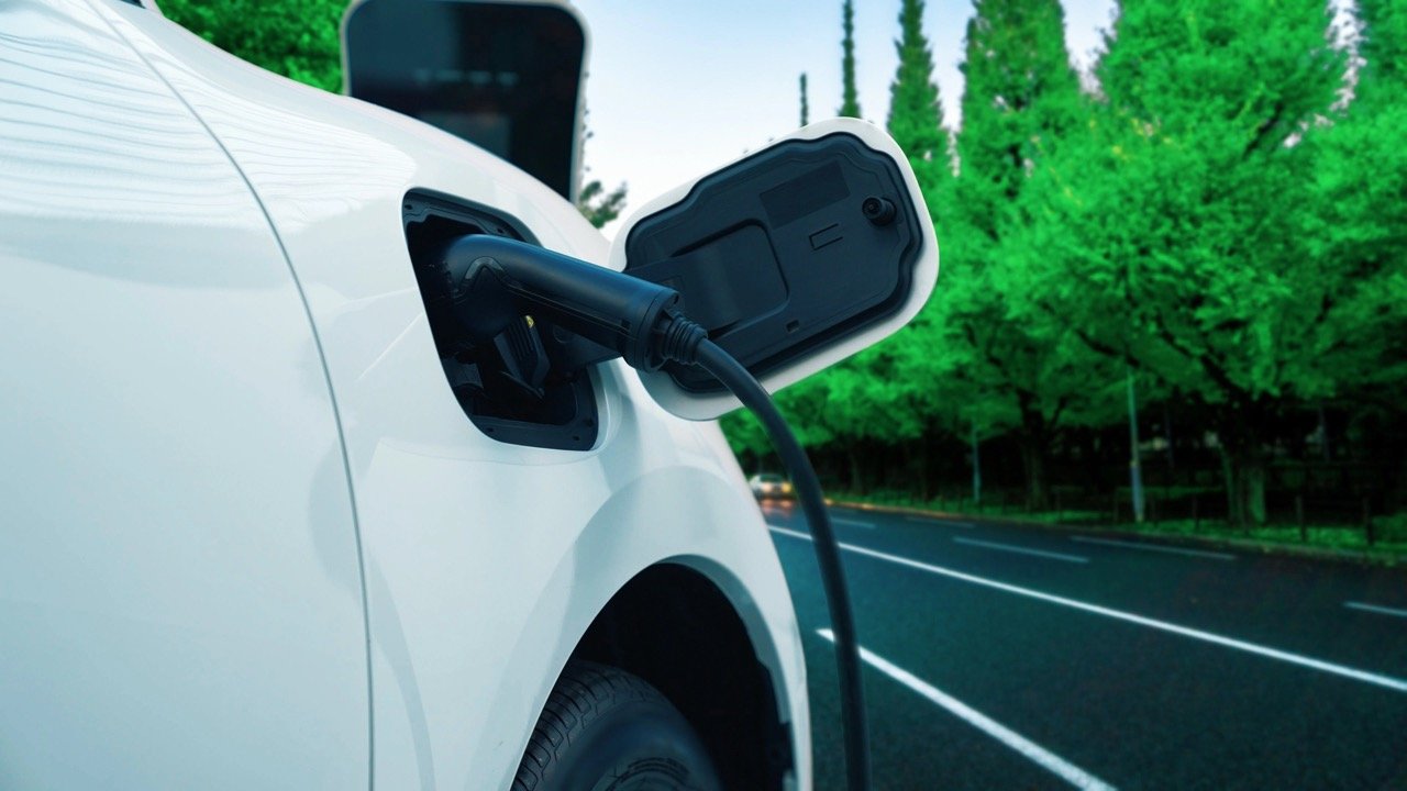 Hybrid Cars Making Commutes Smarter